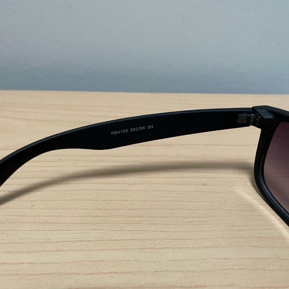 Ray-Ban Black Sunglasses - Picture 5 of 10